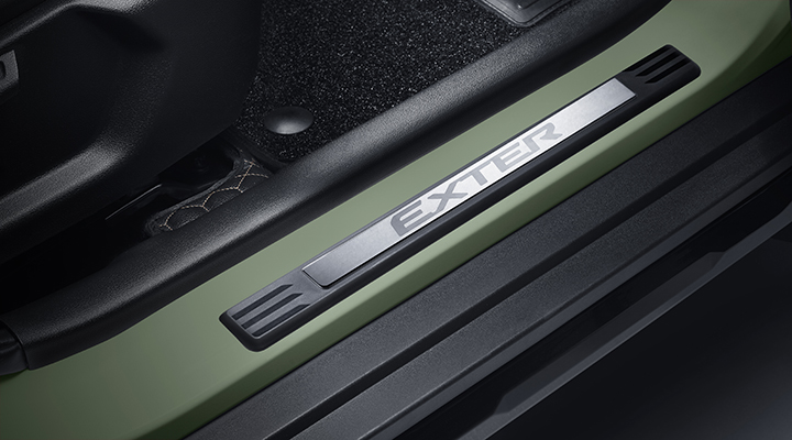 SCUFF PLATES (NON-ILLUMINATED)